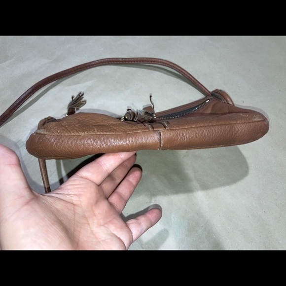 Clearance 🛍 Small brown fossil crossbody. - Picture 4 of 7